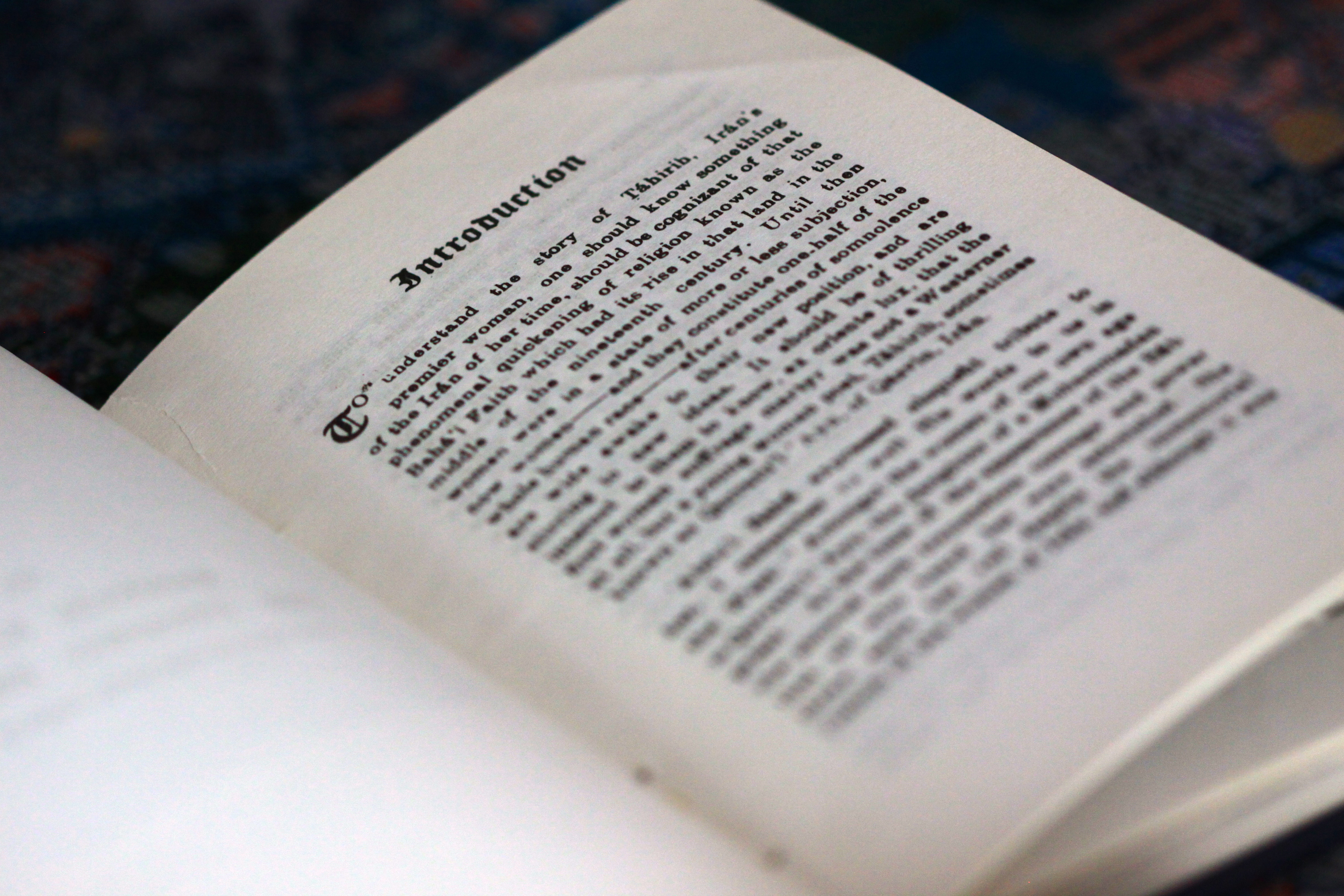 The first page of Martha Root’s book about Táhirih.