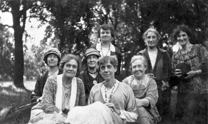 Martha Root with other women