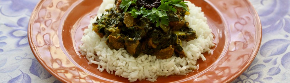Spinach stew on rice